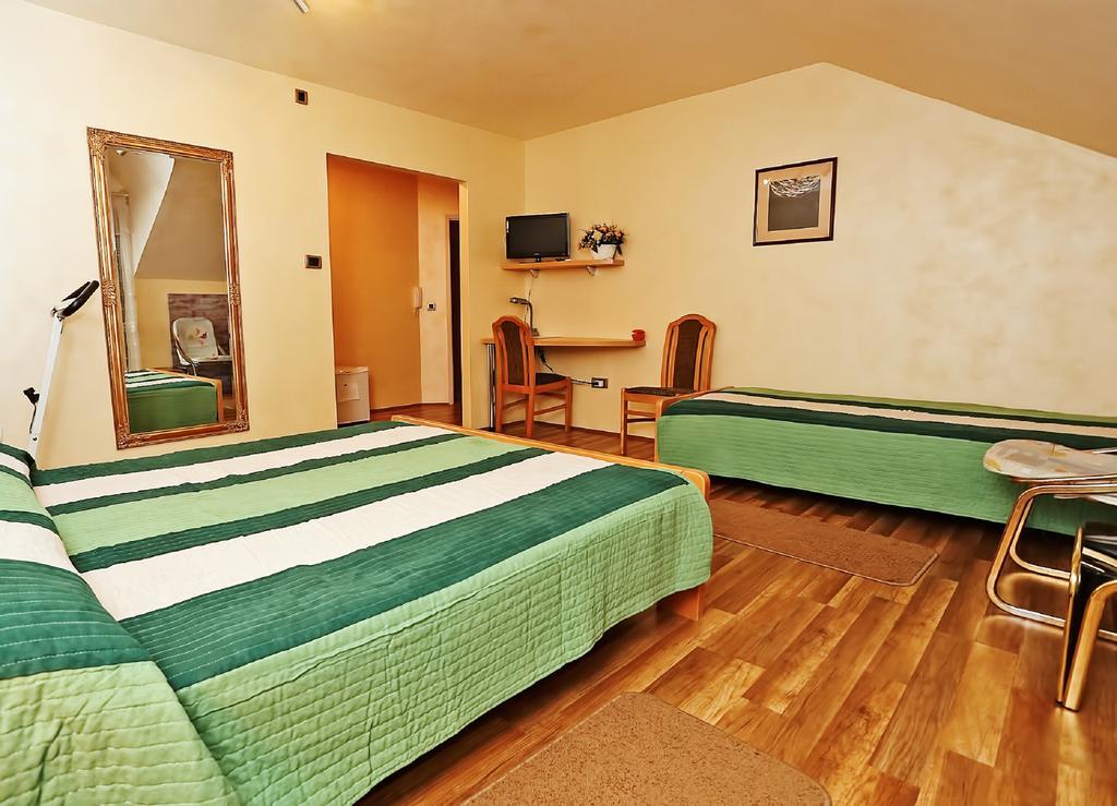 Apartmani Amaro Novi Sad Phòng bức ảnh
