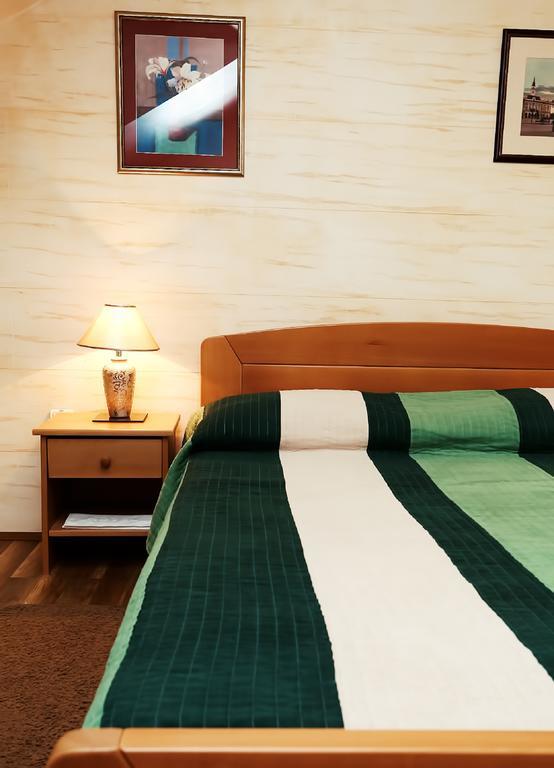 Apartmani Amaro Novi Sad Phòng bức ảnh